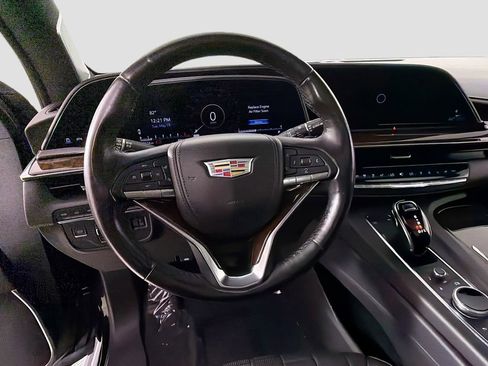 Used 2022 Cadillac Escalade ESV Sport Platinum RWD image 11