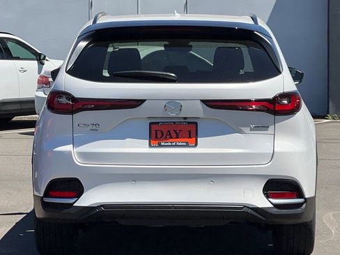 Used 2025 MAZDA CX-70 Plug-In Hybrid w/ Premium Plus AWD/4WD image 6