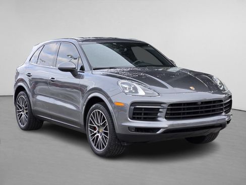 Used 2019 Porsche Cayenne AWD/4WD image 1