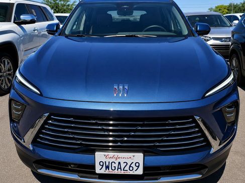Used 2026 Buick Enclave Preferred FWD image 1