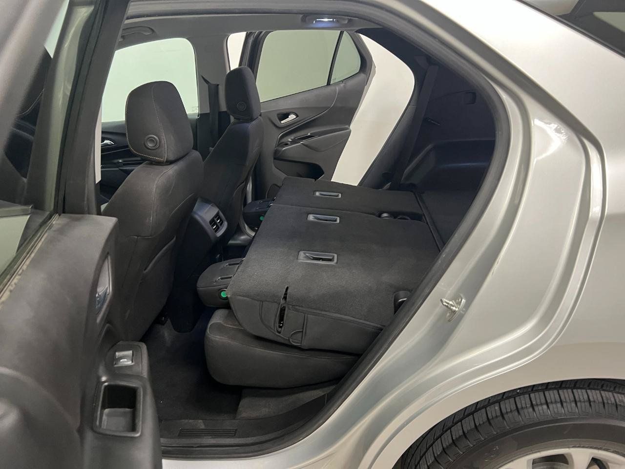 Used 2018 Chevrolet Equinox LT FWD image 26