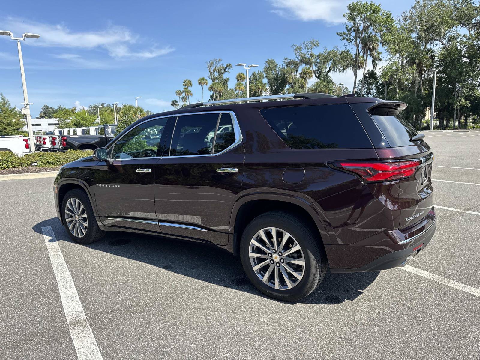 Used 2023 Chevrolet Traverse Premier AWD/4WD image 5