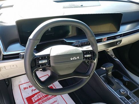 New 2026 Kia Sorento S image 9
