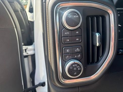 Used 2020 GMC Sierra 1500 AT4 w/ AT4 Premium Package AWD/4WD image 19