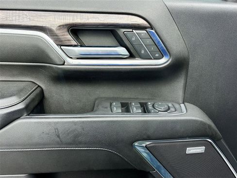 Used 2024 Chevrolet Silverado 2500 LTZ w/ LTZ Plus Package image 20