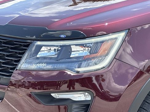 Used 2018 Ford Explorer Sport AWD/4WD image 6