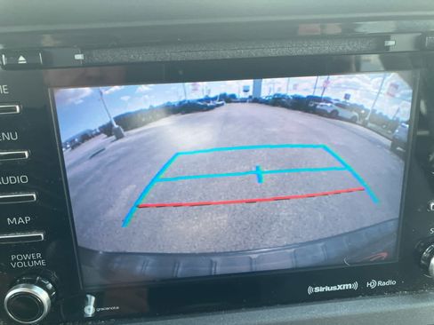 Used 2020 Toyota Sienna XLE FWD image 22