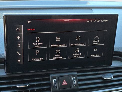 Used 2023 Audi Q5 2.0T Premium w/ Convenience Package image 29