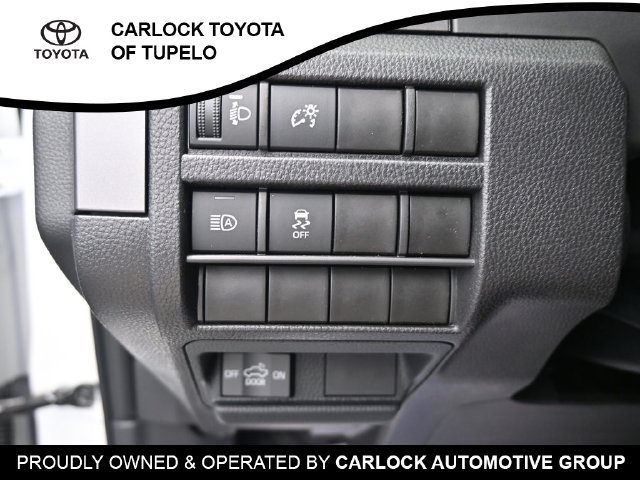 Used 2025 Toyota Tacoma SR5 AWD/4WD image 19