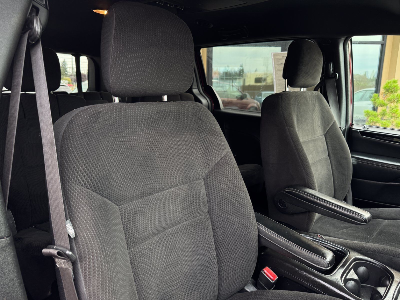 Used 2018 Dodge Grand Caravan SE FWD image 27