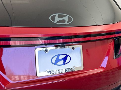 New 2026 Hyundai Tucson Limited FWD image 22