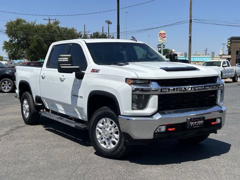 Used 2023 Chevrolet Silverado 2500 LT w/ Convenience Package AWD/4WD image 2