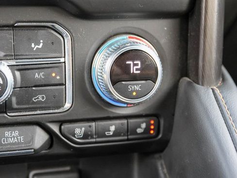 Used 2021 GMC Yukon AT4 w/ Rear Media and Nav Package image 30