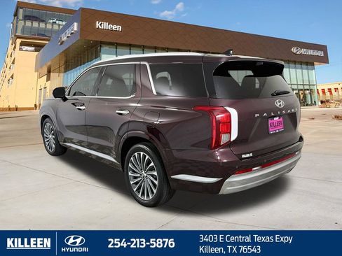 Used 2024 Hyundai Palisade Calligraphy FWD image 5