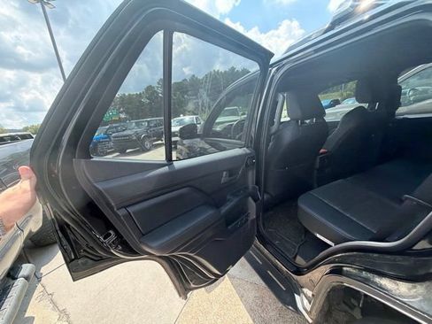 Used 2025 Toyota 4Runner TRD Sport Premium AWD/4WD image 25