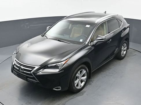 Used 2017 Lexus NX 200t AWD w/ Premium Package image 36