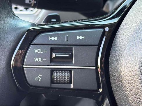 Used 2025 Acura Integra FWD image 16