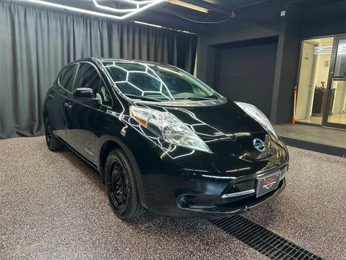 Used 2016 Nissan Leaf S w/ Charger Package FWD image 9