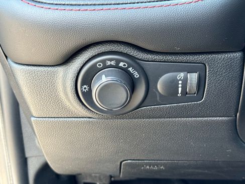 Certified 2025 Dodge Durango GT AWD/4WD image 32