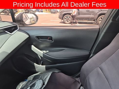 Used 2022 Toyota Corolla LE FWD image 10
