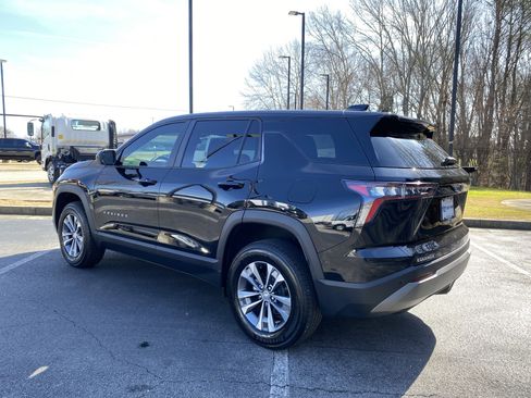 Used 2026 Chevrolet Equinox LT image 7