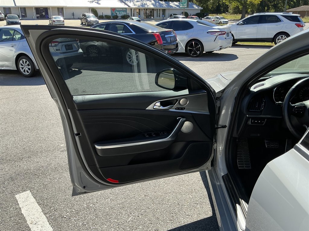 Used 2023 Kia Stinger GT2 AWD/4WD image 15