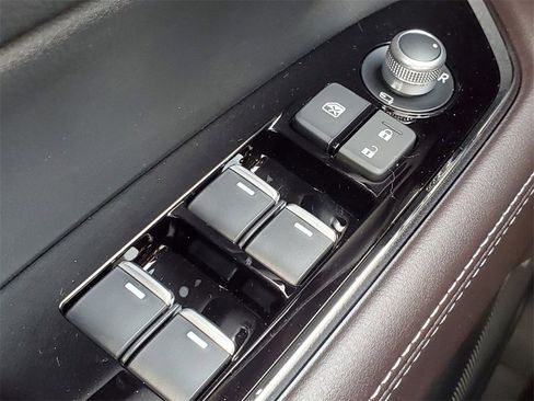 New 2025 MAZDA CX-5 Signature image 19