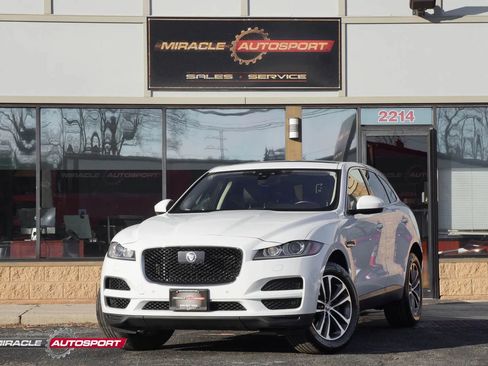 Used 2019 Jaguar F-PACE Premium image 1