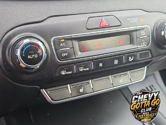 Used 2020 Kia Sorento S FWD image 19