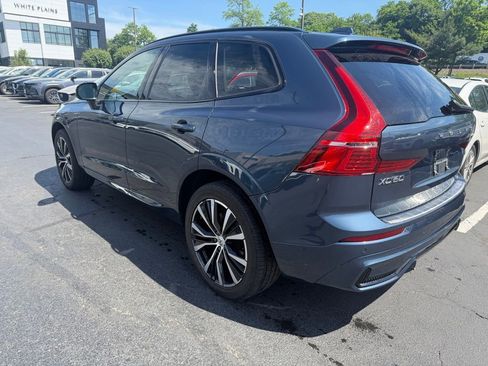 Used 2023 Volvo XC60 B5 Plus w/ Climate Package AWD/4WD image 2
