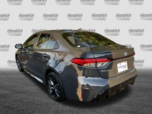 Used 2025 Toyota Corolla SE image 7