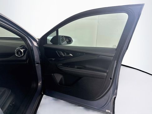 Used 2024 Chevrolet Blazer EV LT AWD/4WD image 33