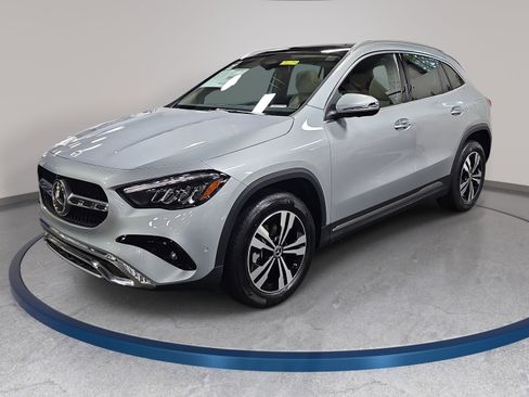 New 2026 Mercedes-Benz GLA 250 4MATIC image 1