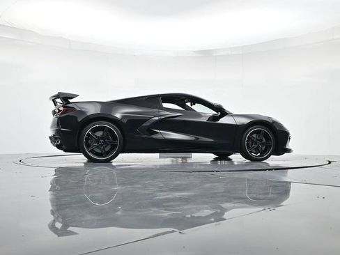 Used 2025 Chevrolet Corvette Stingray Coupe w/ Z51 Performance Package image 35