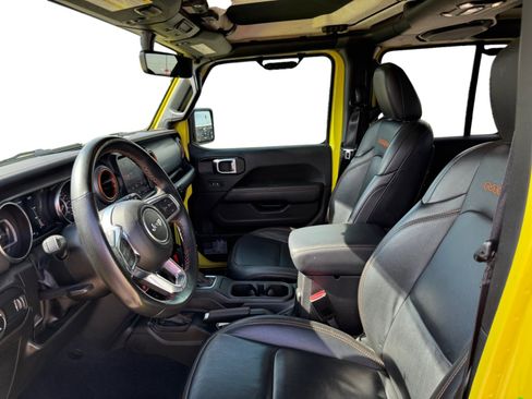 Used 2023 Jeep Gladiator Mojave w/ Trailer Tow Package image 31