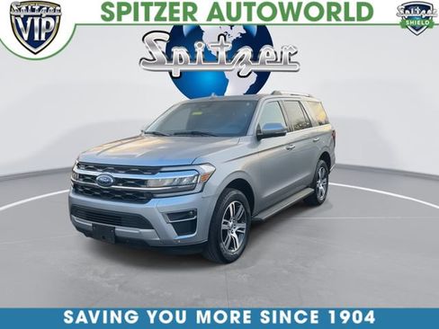 Used 2024 Ford Expedition Limited image 4