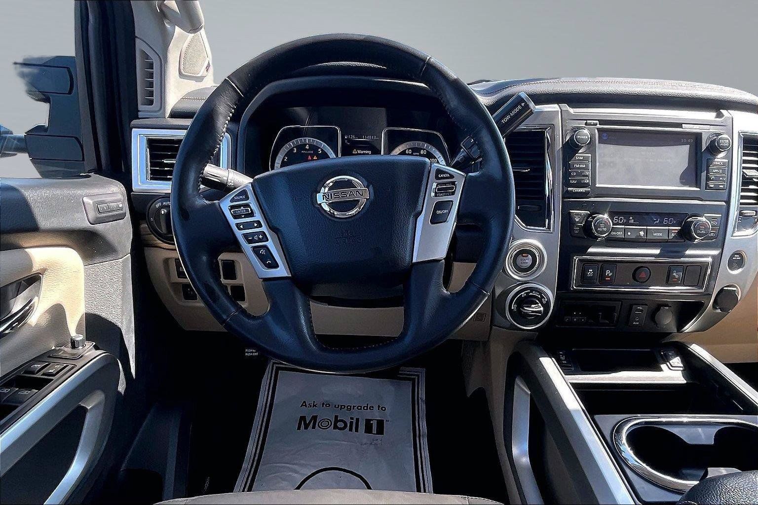 Used 2018 Nissan Titan SL w/ Chrome Package AWD/4WD image 6