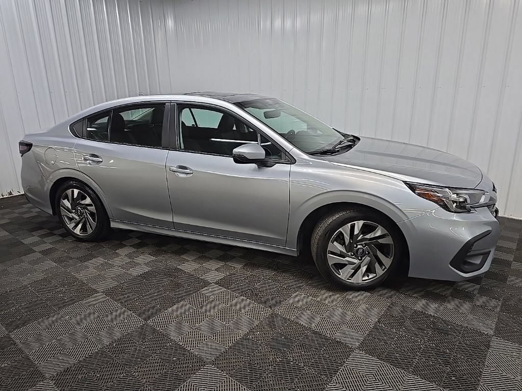 Used 2025 Subaru Legacy Limited AWD/4WD image 1