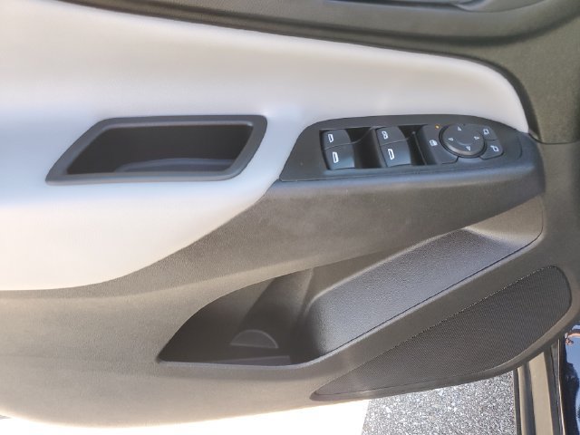 Used 2020 Chevrolet Equinox LS w/ LPO, Floor Liner Package FWD image 19