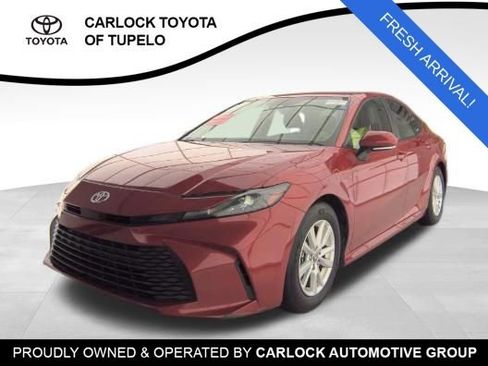 Used 2025 Toyota Camry LE FWD image 1