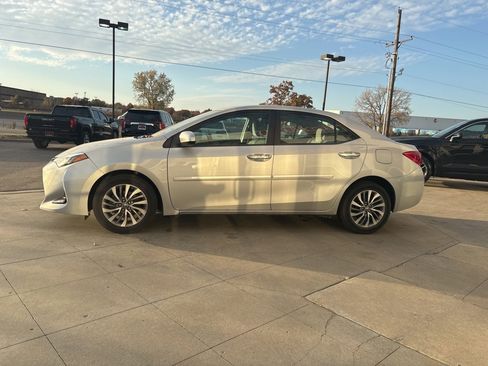 Used 2017 Toyota Corolla L image 6