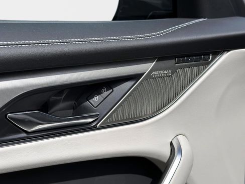 New 2026 Jaguar F-PACE R-Dynamic S AWD/4WD image 12