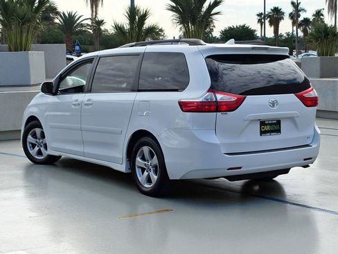 Used 2019 Toyota Sienna LE image 6