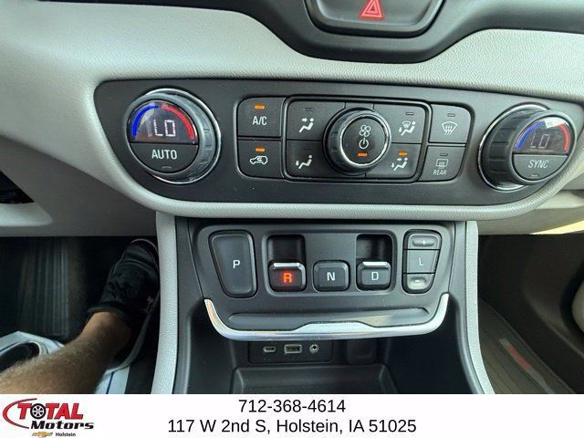 Used 2020 GMC Terrain SLT w/ Preferred Package AWD/4WD image 27