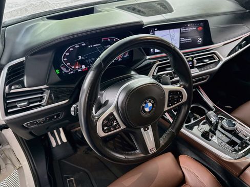 Used 2021 BMW X7 M50i AWD/4WD image 26