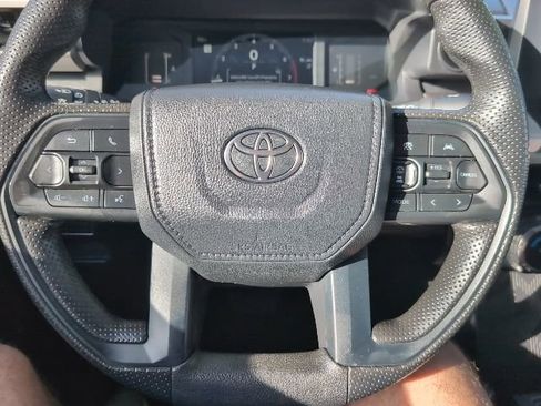 Used 2025 Toyota Tacoma SR5 image 11