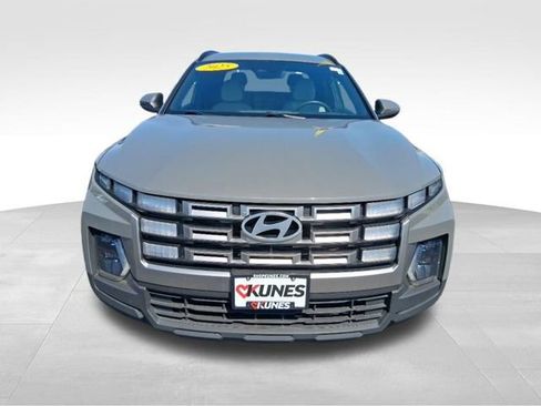 Used 2025 Hyundai Santa Cruz SEL FWD image 15