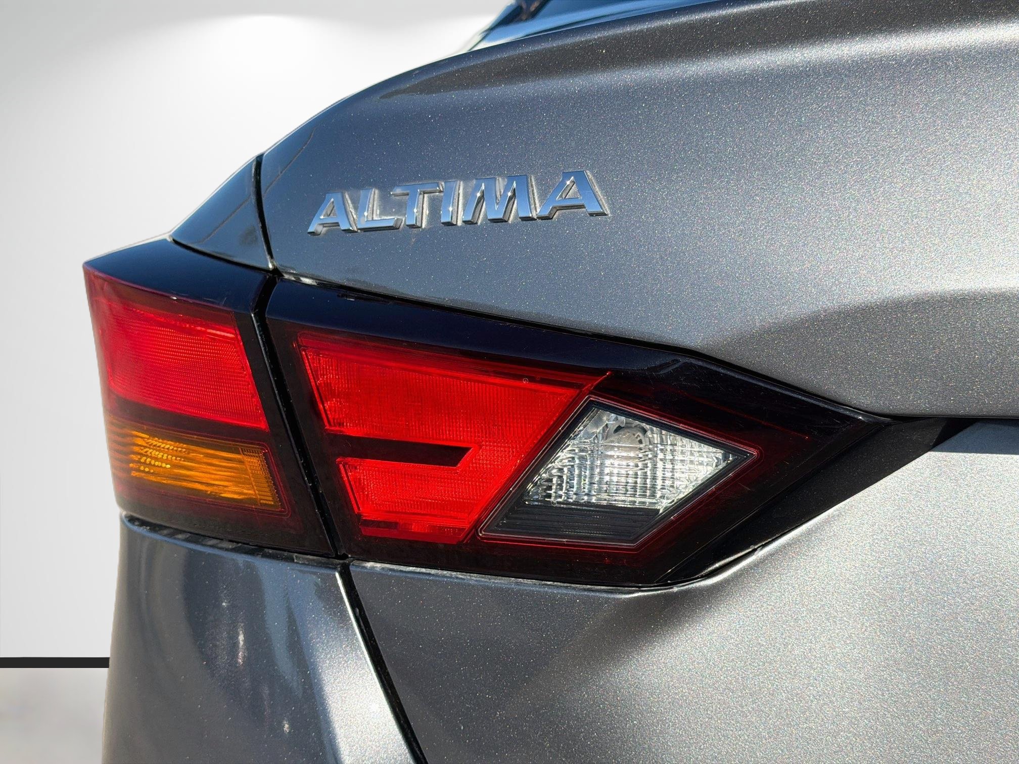 Used 2019 Nissan Altima 2.5 SL FWD image 10