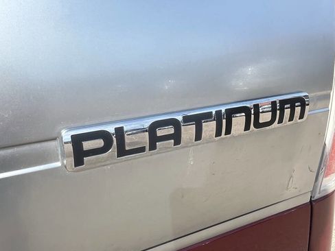 Used 2014 Ford F150 Platinum image 23