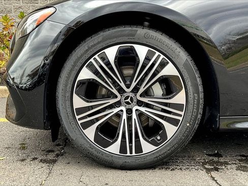 New 2026 Mercedes-Benz E 350 4MATIC Sedan image 12